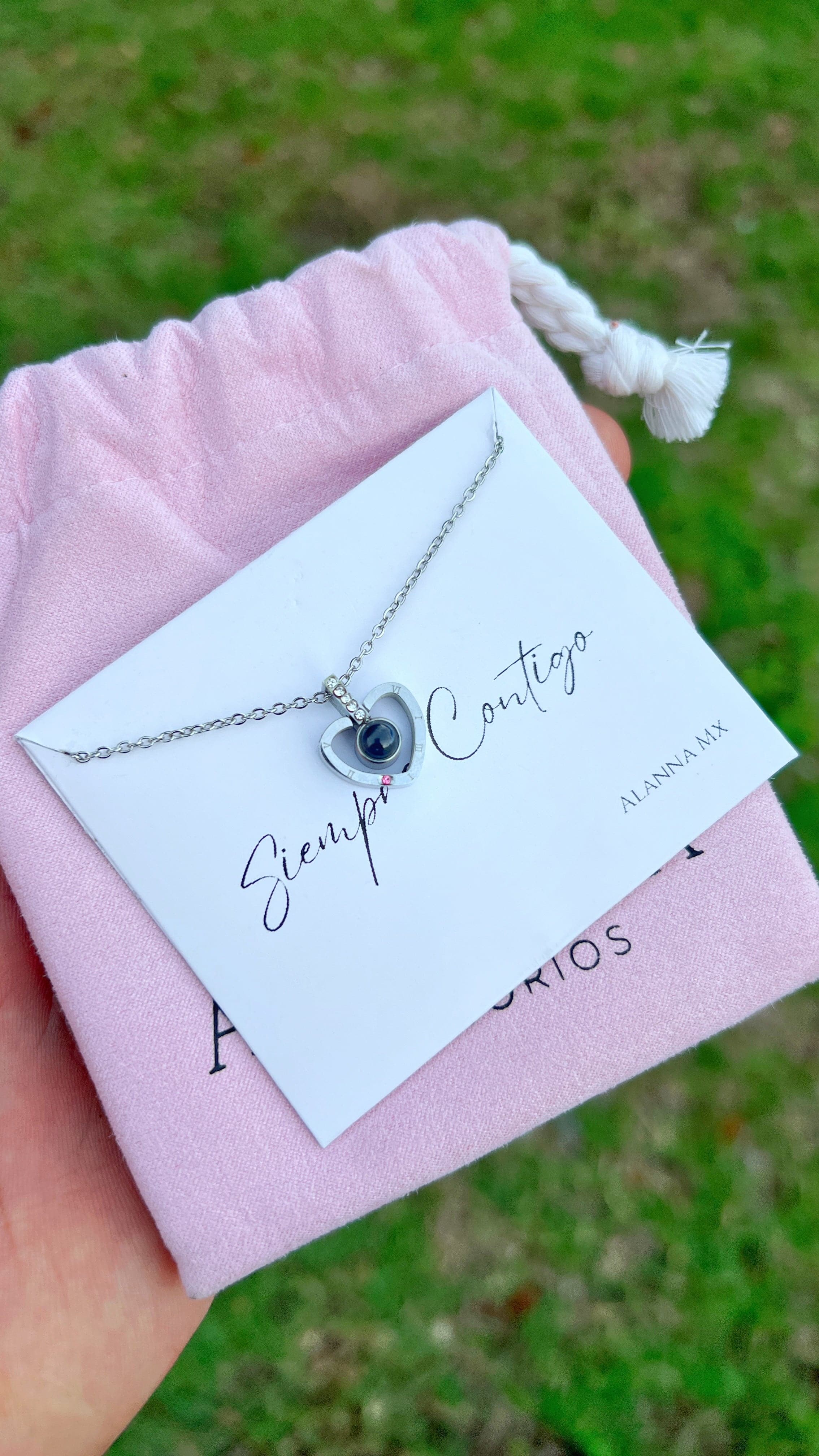 Collar "Te amo en mas de 100 Idiomas"